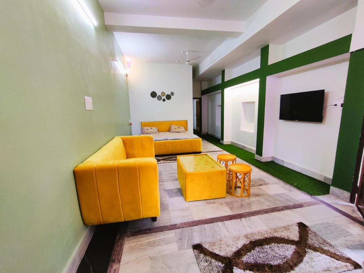 Yellow Homestay - Modern 2Bhk Ac Stay Jabalpur Buitenkant foto