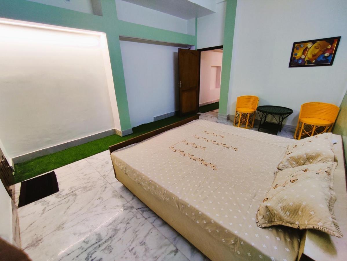 Yellow Homestay - Modern 2Bhk Ac Stay Jabalpur Buitenkant foto