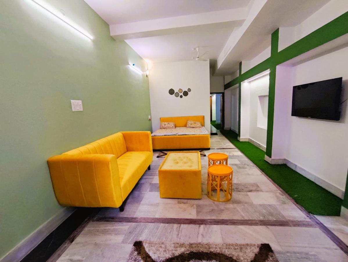 Yellow Homestay - Modern 2Bhk Ac Stay Jabalpur Buitenkant foto